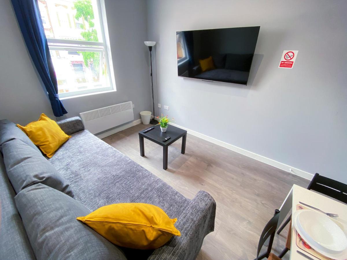 Stylish 1 Bedroom Flat In Wood Green London Luaran gambar