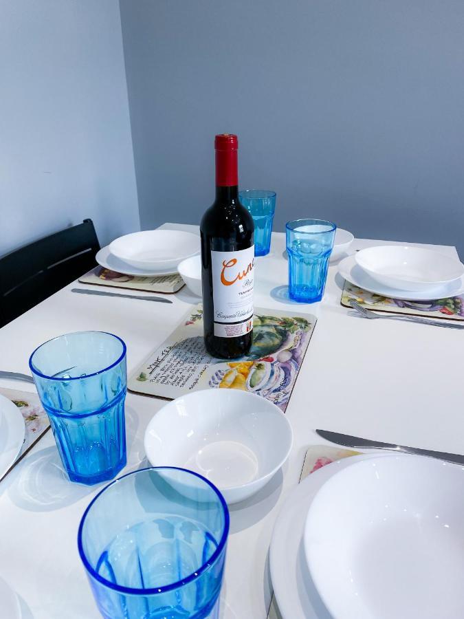 Stylish 1 Bedroom Flat In Wood Green London Luaran gambar